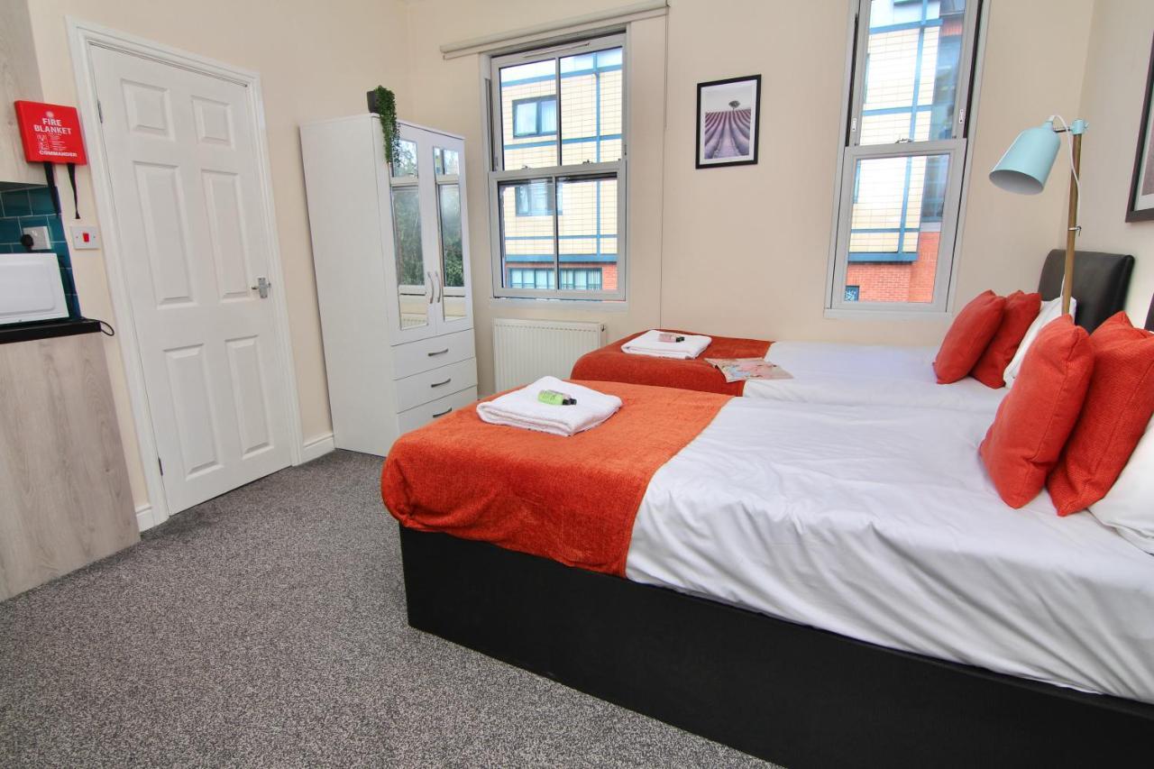 Lovely Twin Bed Studio Near Coventry Shopping Centre Εξωτερικό φωτογραφία
