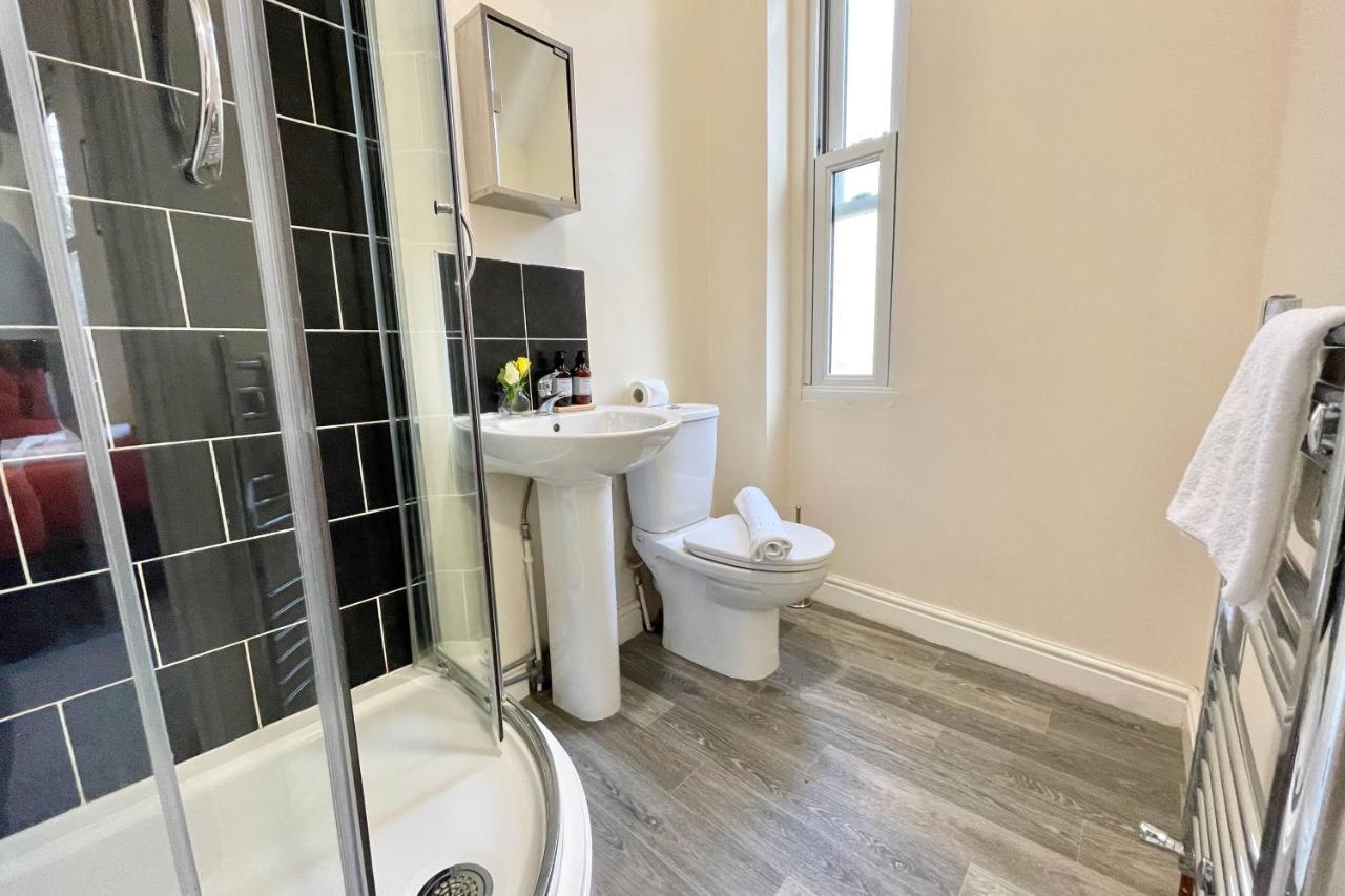 Lovely Twin Bed Studio Near Coventry Shopping Centre Εξωτερικό φωτογραφία