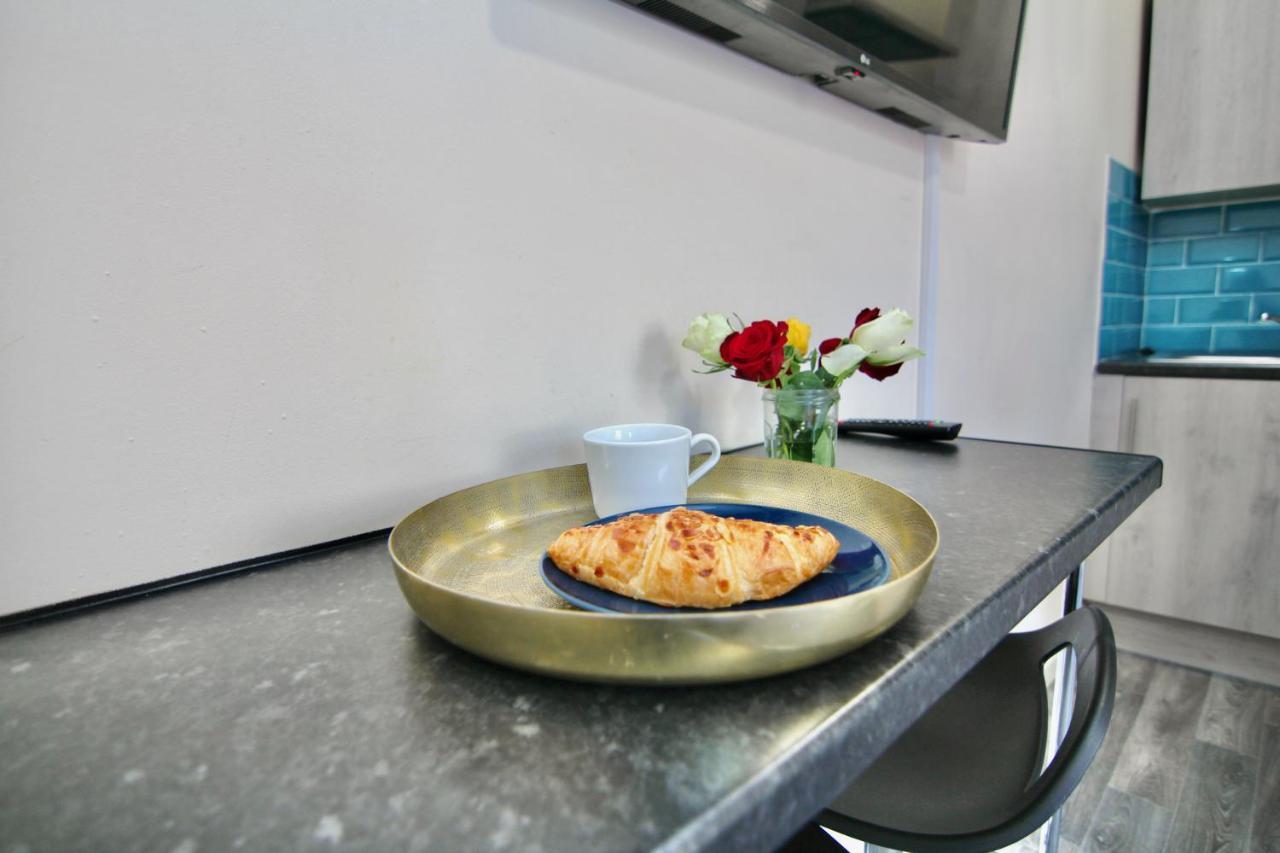 Lovely Twin Bed Studio Near Coventry Shopping Centre Εξωτερικό φωτογραφία